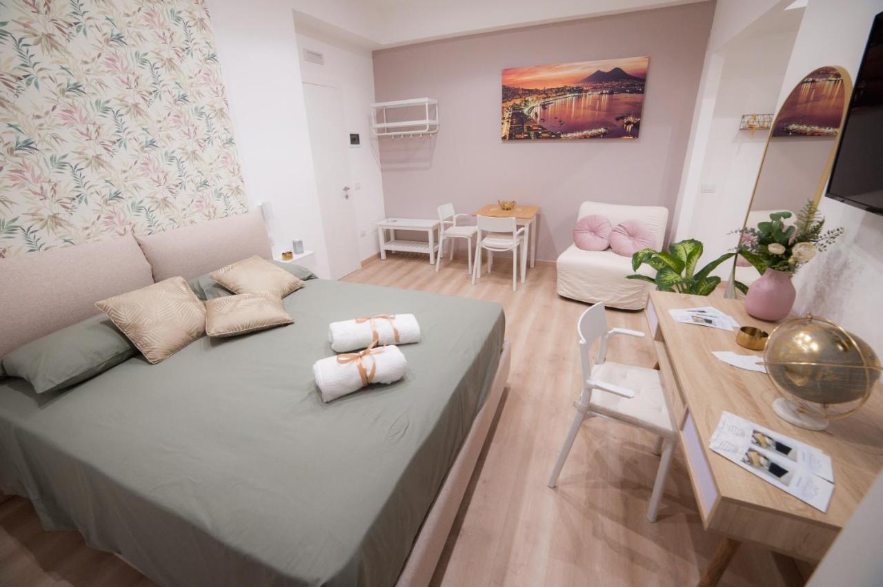 Michelangelo 80 Apartment เนเปิลส์ ภายนอก รูปภาพ
