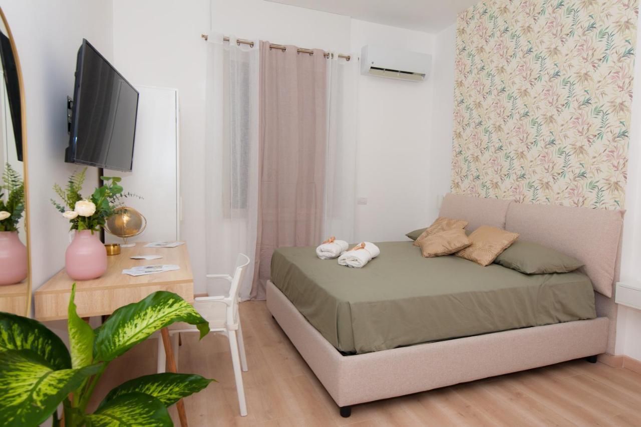 Michelangelo 80 Apartment เนเปิลส์ ภายนอก รูปภาพ